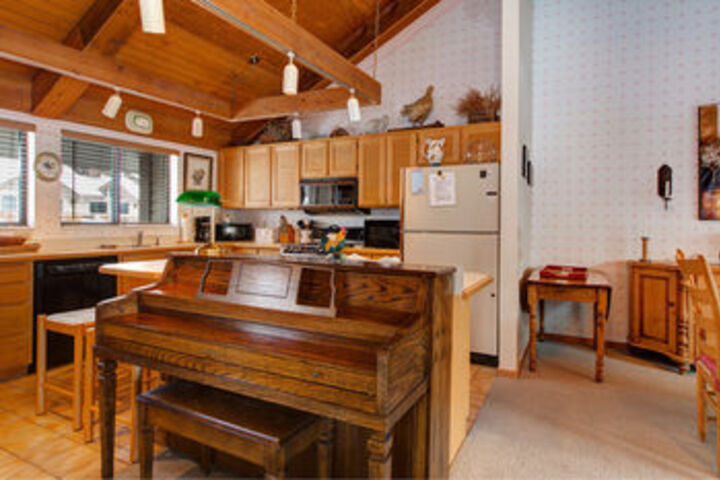 Park City Condo with Indoor Hot Tub by RedAwning