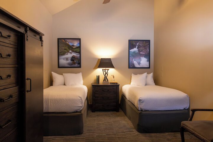 Grouse Mountain Lodge