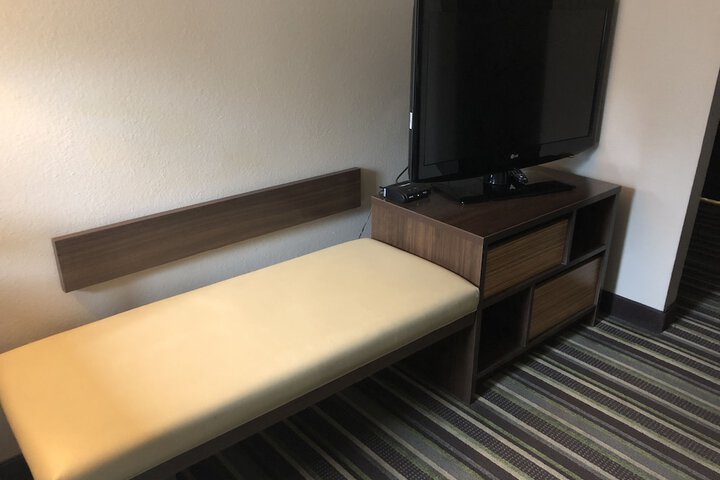 Room 17 of 29
