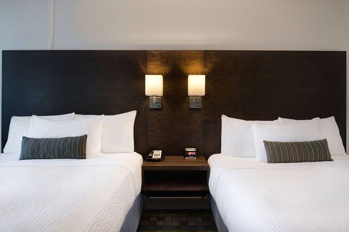 Room 41 of 62