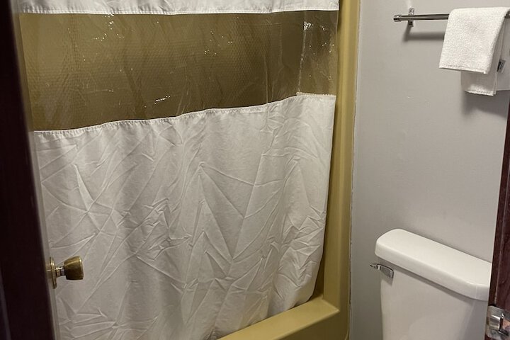 Room 47 of 84