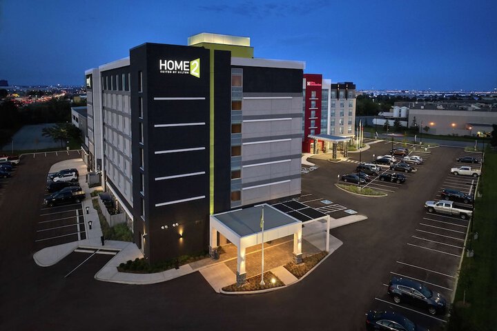 Hotel 2 of 51