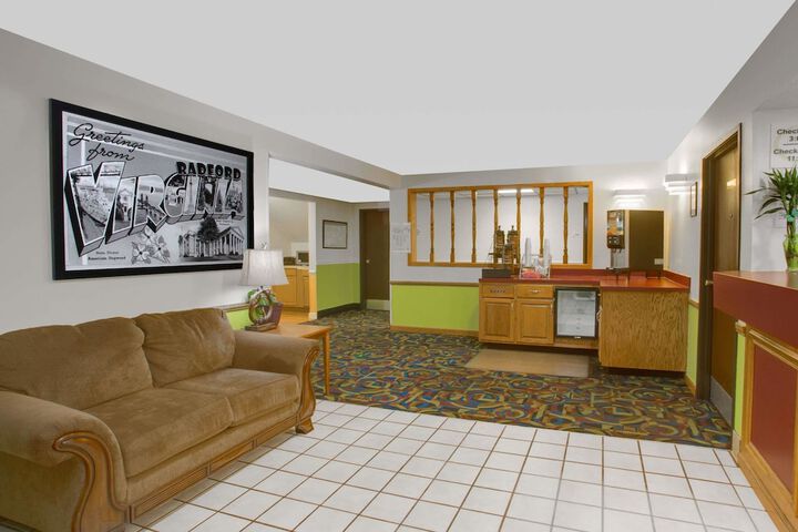 Hotel Interior 3 of 16