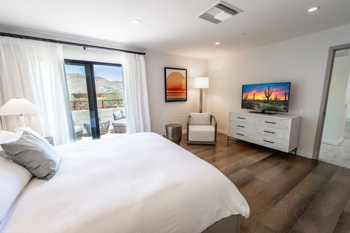 Sanctuary Camelback Mountain Resort and Spa