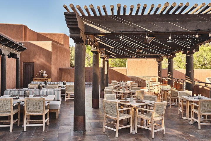 Bishops Lodge Auberge Collection