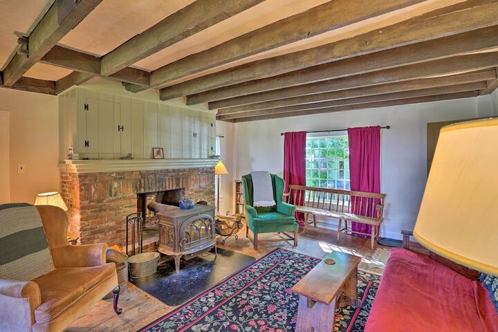 Charlemont Retreat on Chickley River w / EV Charger