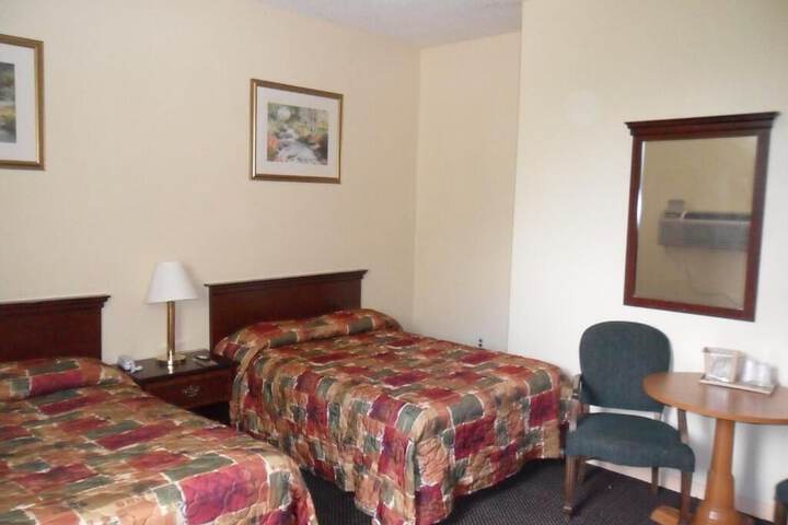 Red Carpet Inn