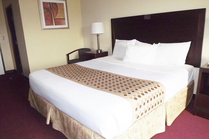 Room 22 of 38