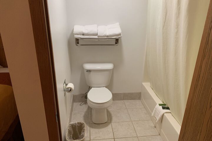 Budgetinn & Suites
