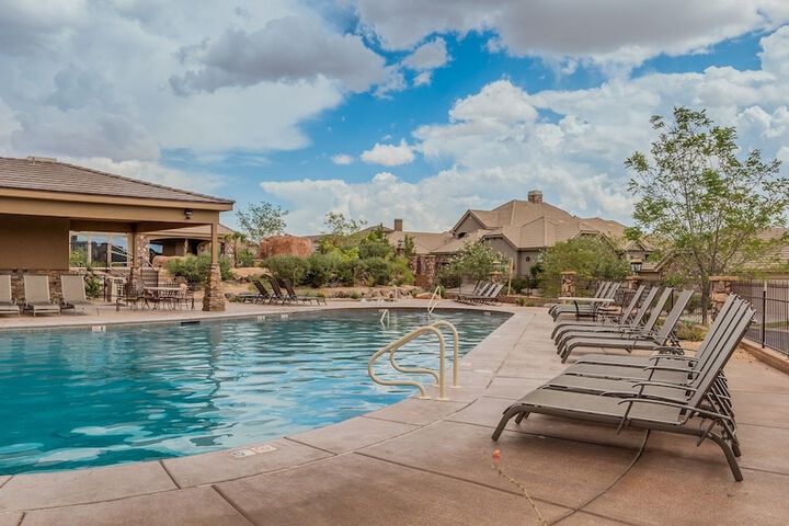 Pool 13 of 48