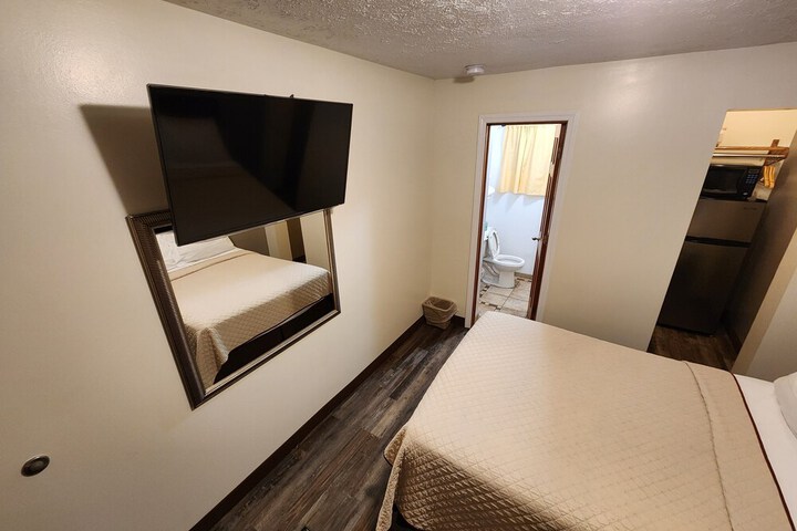Jefferson Hills Motel