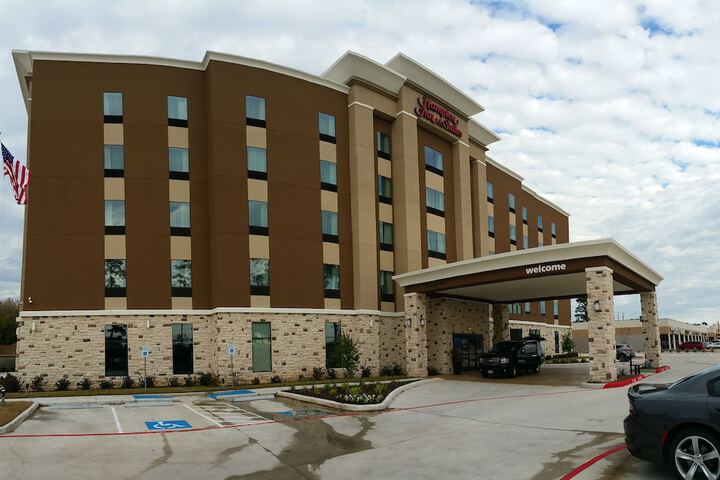 Hotel 4 of 85
