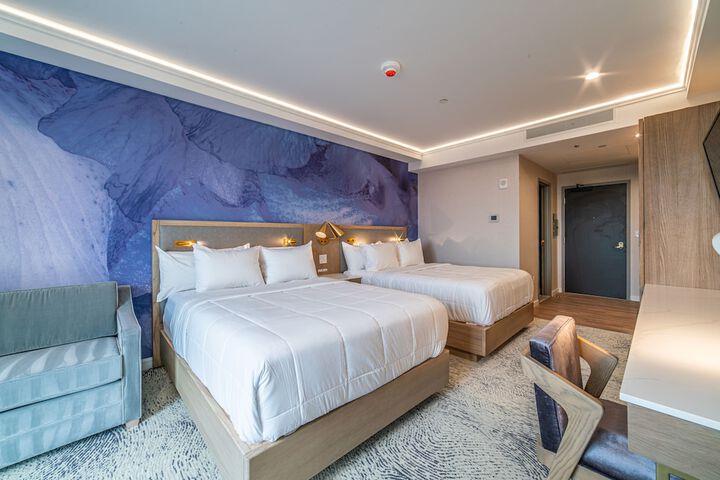 Room 52 of 70