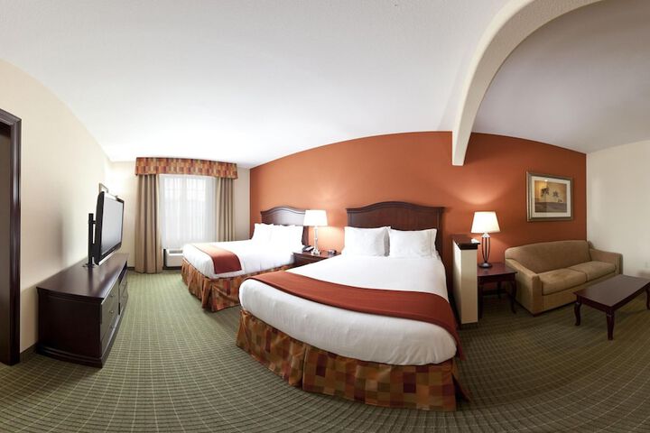 Room 40 of 67
