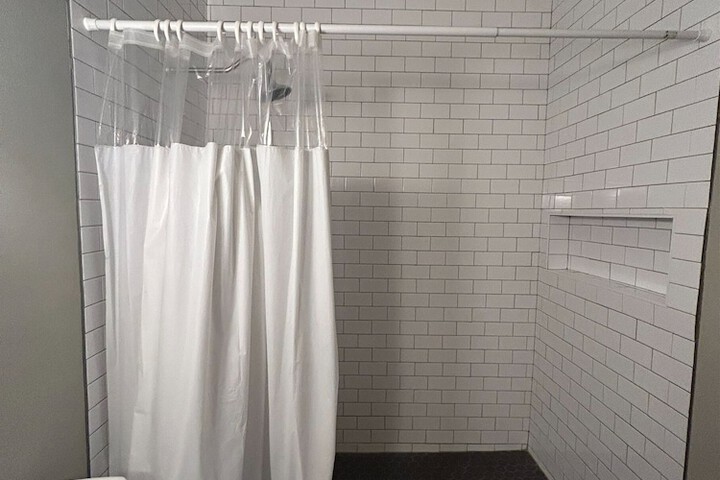 Room 41 of 69