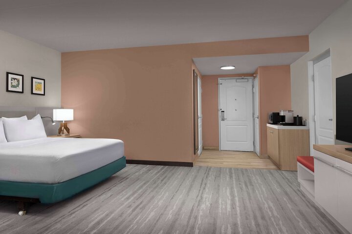 Room 26 of 44
