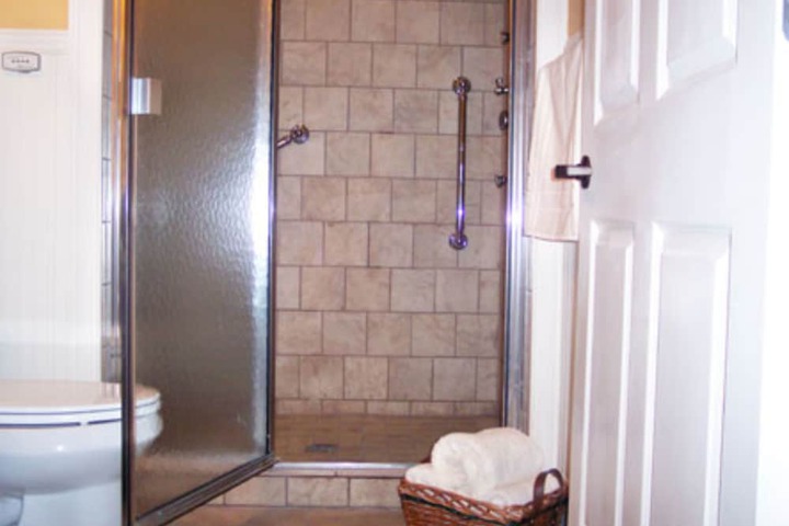 Room 32 of 117