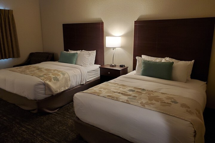 Room 34 of 49