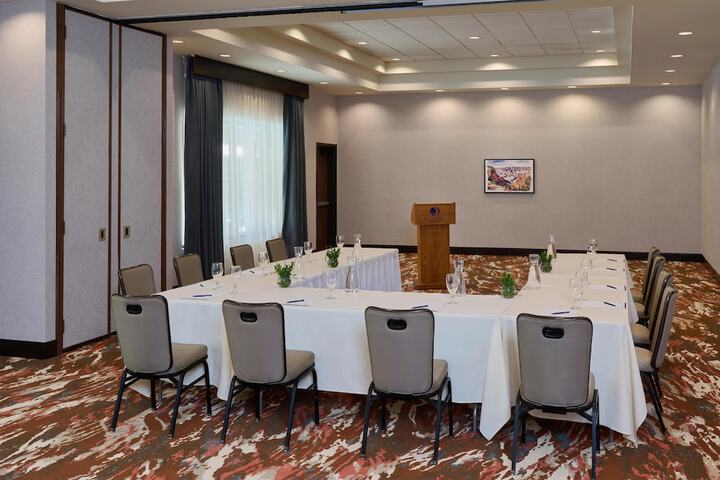 DoubleTree by Hilton Hotel Flagstaff