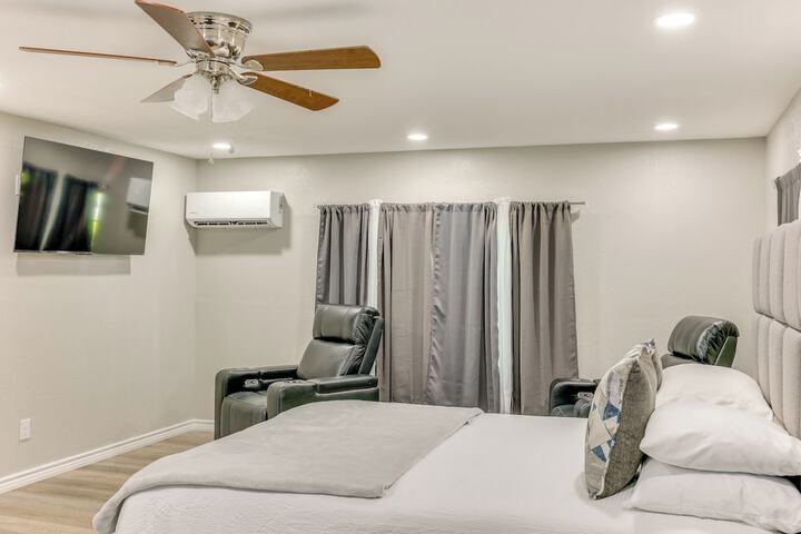 Private Yard: Pet-friendly Studio in New Boston!