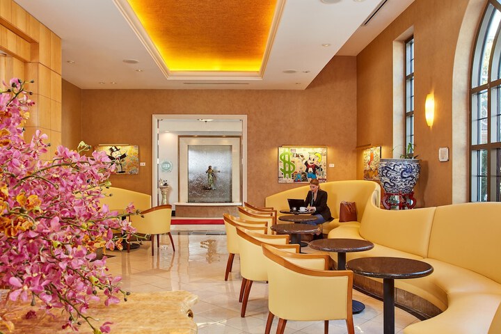 Hotel Interior 7 of 34
