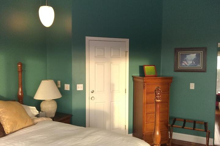 Room 20 of 26