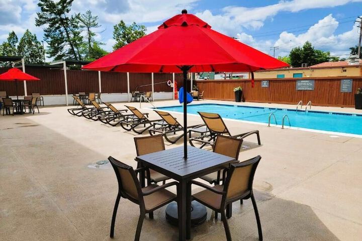 Pool 5 of 40