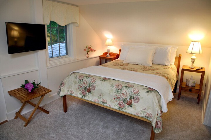 Room 15 of 32