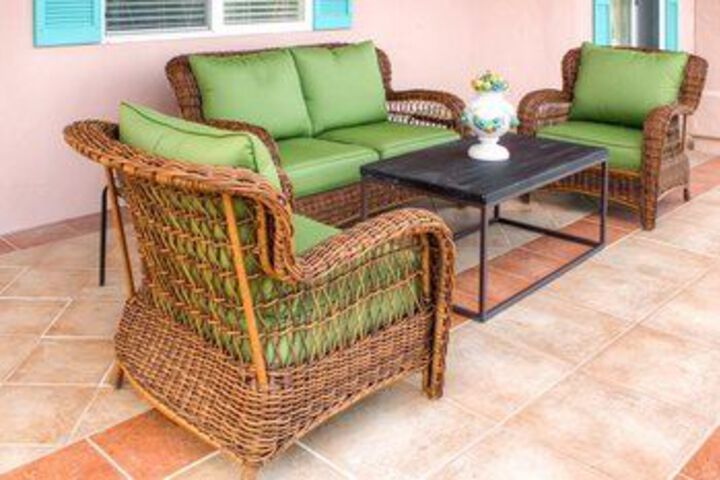 Paso City View 3 Br Home by RedAwning
