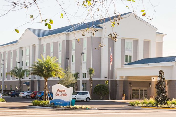 Hotel 4 of 40