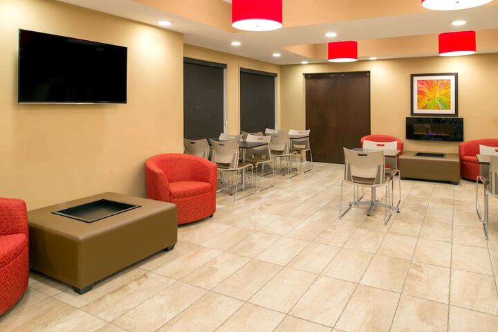 Hotel Interior 6 of 22