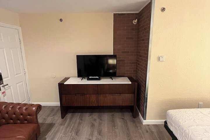 Room 31 of 55