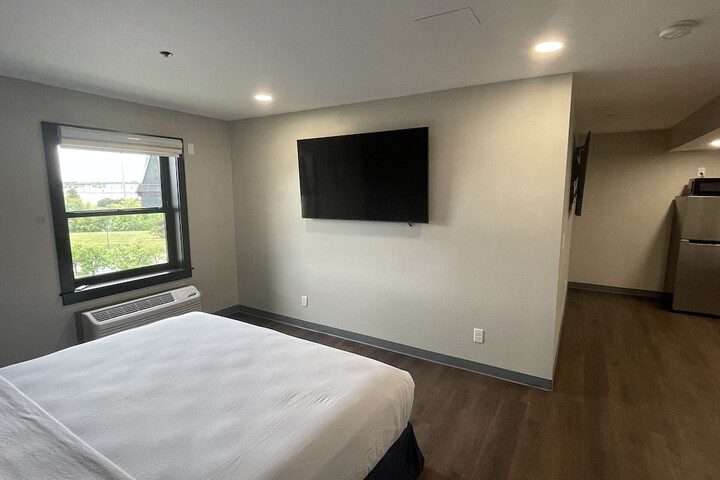 Room 41 of 105