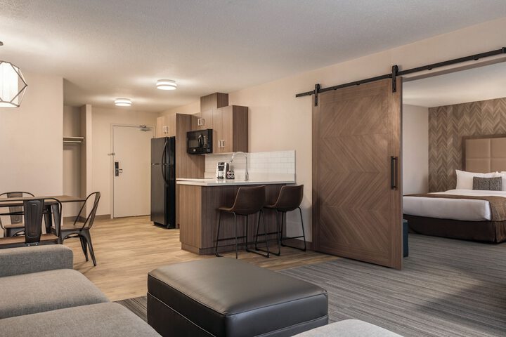 Canalta Hotel Airdrie