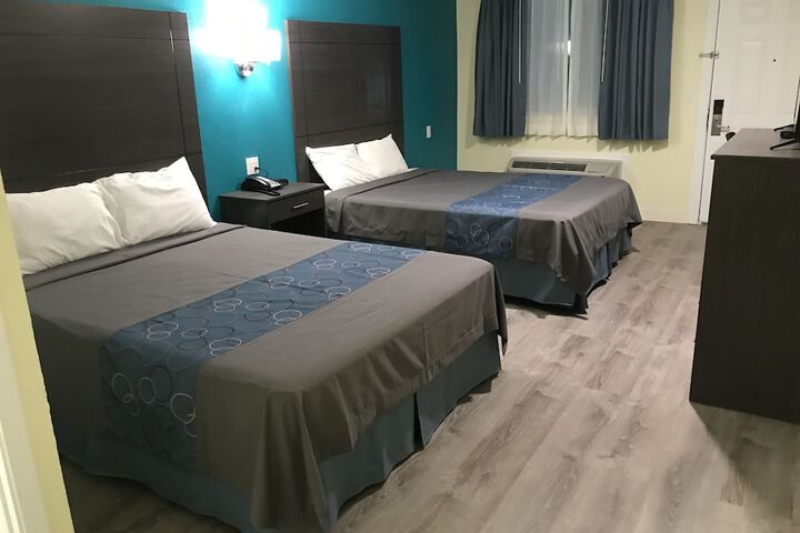 Room 15 of 24