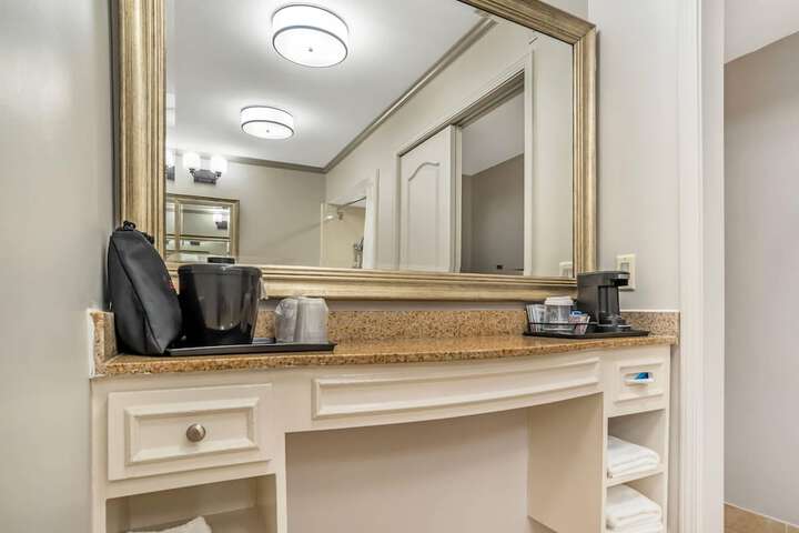 Country Inn & Suites by Radisson Metairie (New Orleans), LA