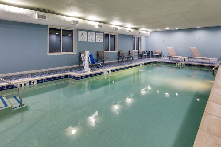 Pool 8 of 33