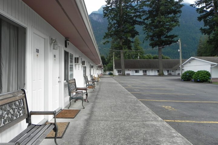 Skagit Motor Inn
