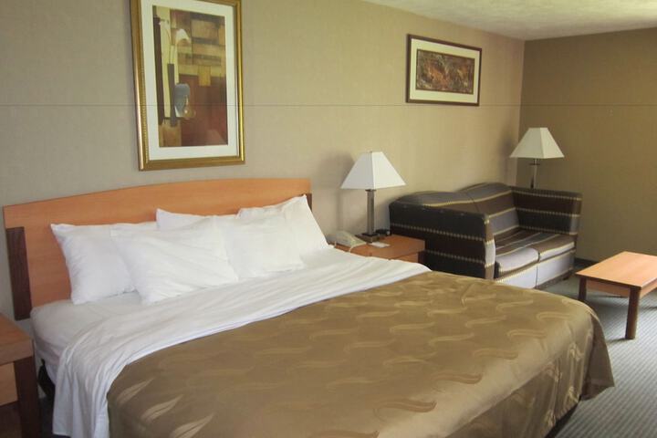 Quality Inn Nashville - Bloomington