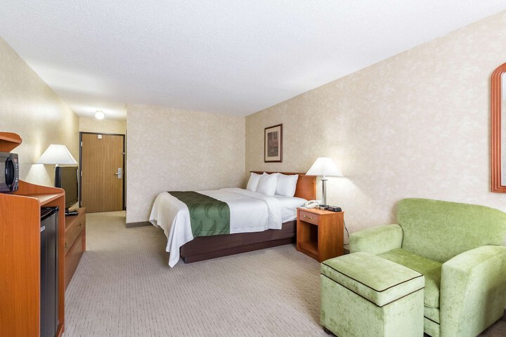 Room 45 of 49