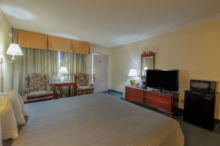 Room 41 of 68