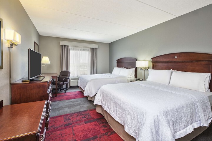 Room 15 of 37
