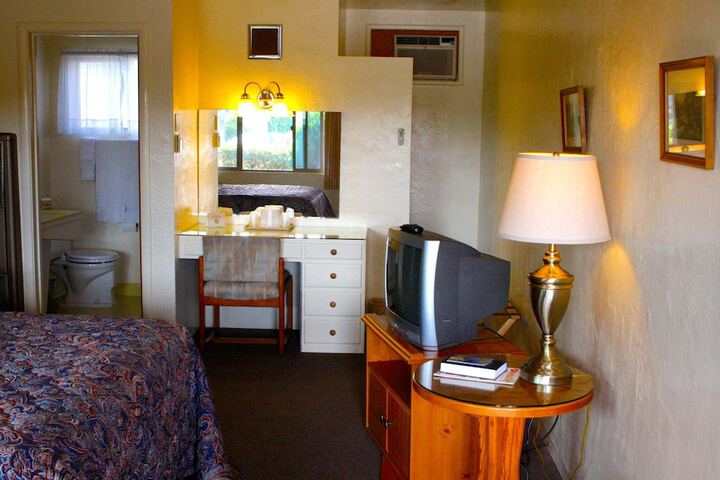 Room 40 of 54