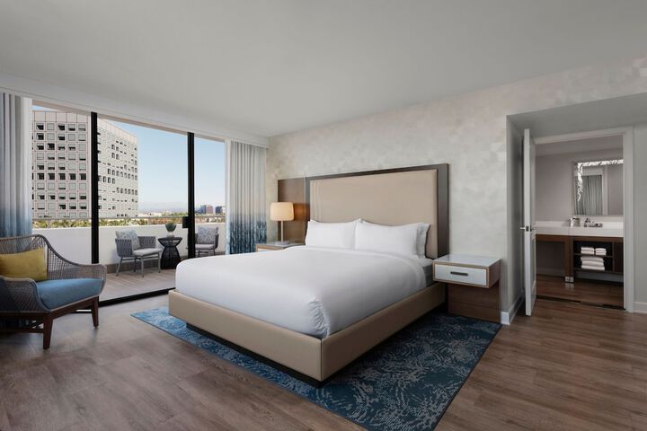 Renaissance Newport Beach Hotel