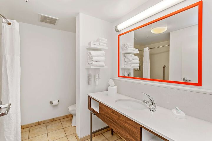 Room 15 of 70