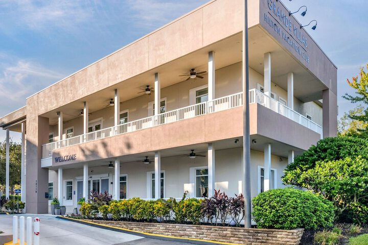 Hotel 7 of 64