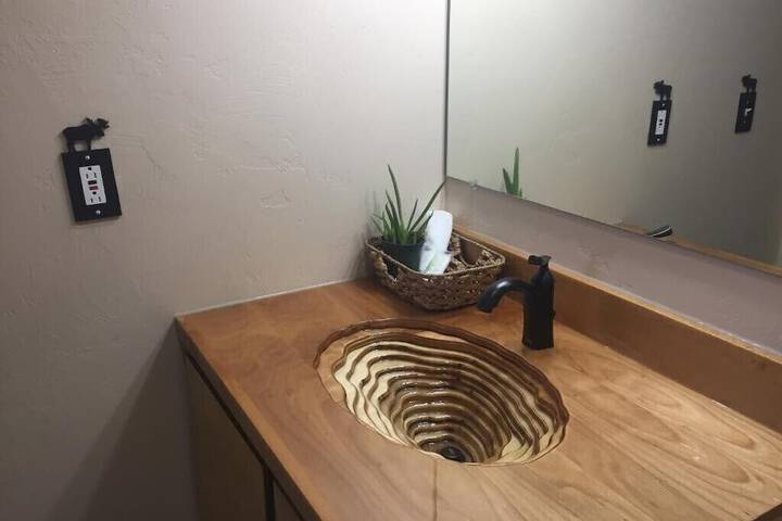 Room 16 of 24