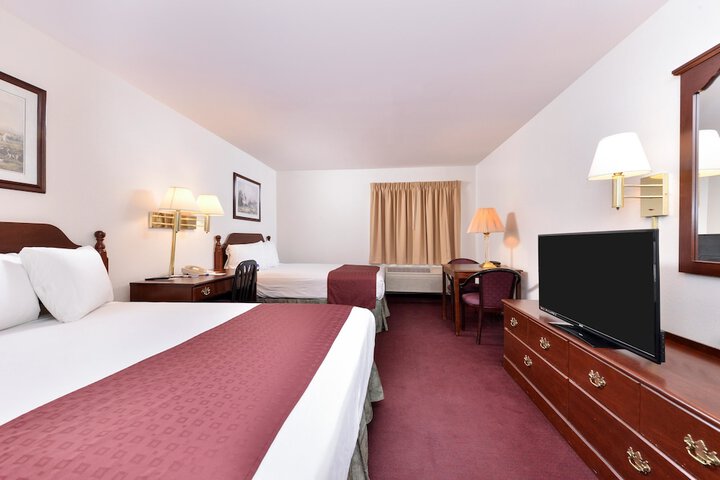 Room 19 of 33