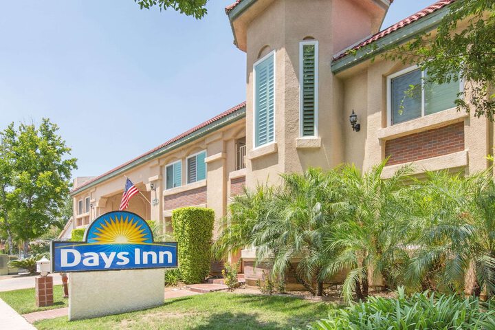 Days Inn by Wyndham Near City of Hope