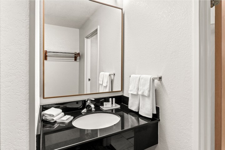 Room 31 of 45